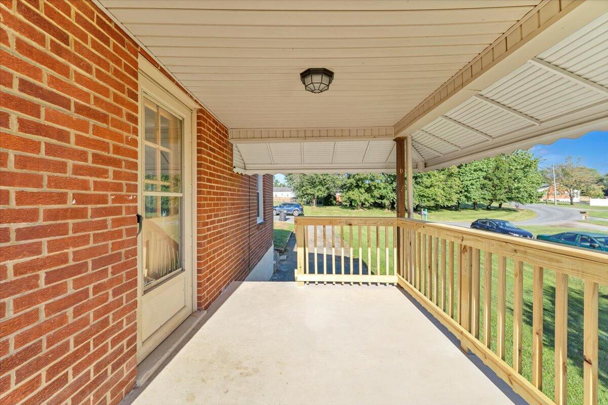 210 Post Road Roanoke, VA 24019 - Photo 55 of 56 55-MIB00382