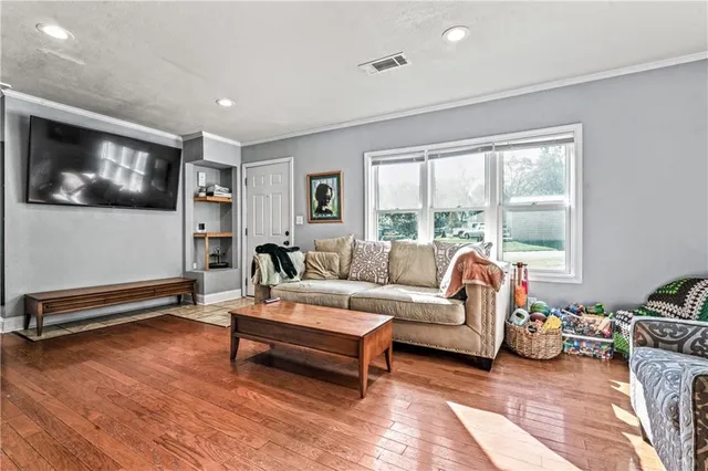 $200,000 | 6522 Kimball Avenue, Kansas City, KS 66104