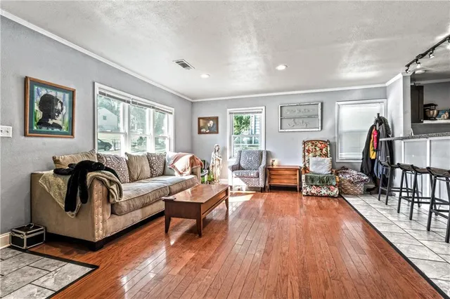 $200,000 | 6522 Kimball Avenue, Kansas City, KS 66104