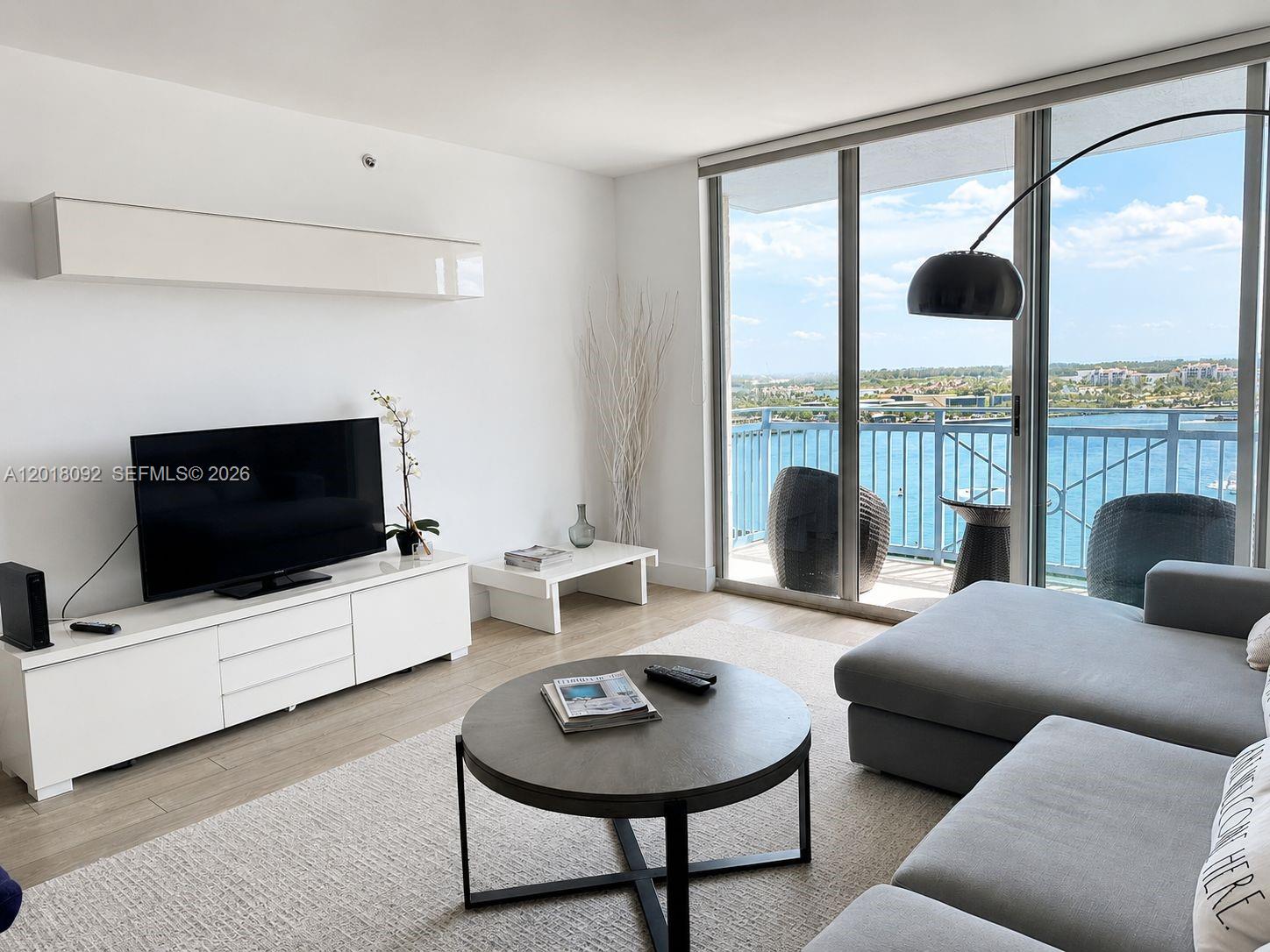 90 Alton Road, Unit 1804 Miami Beach, FL 33139 - Photo 12 of 42