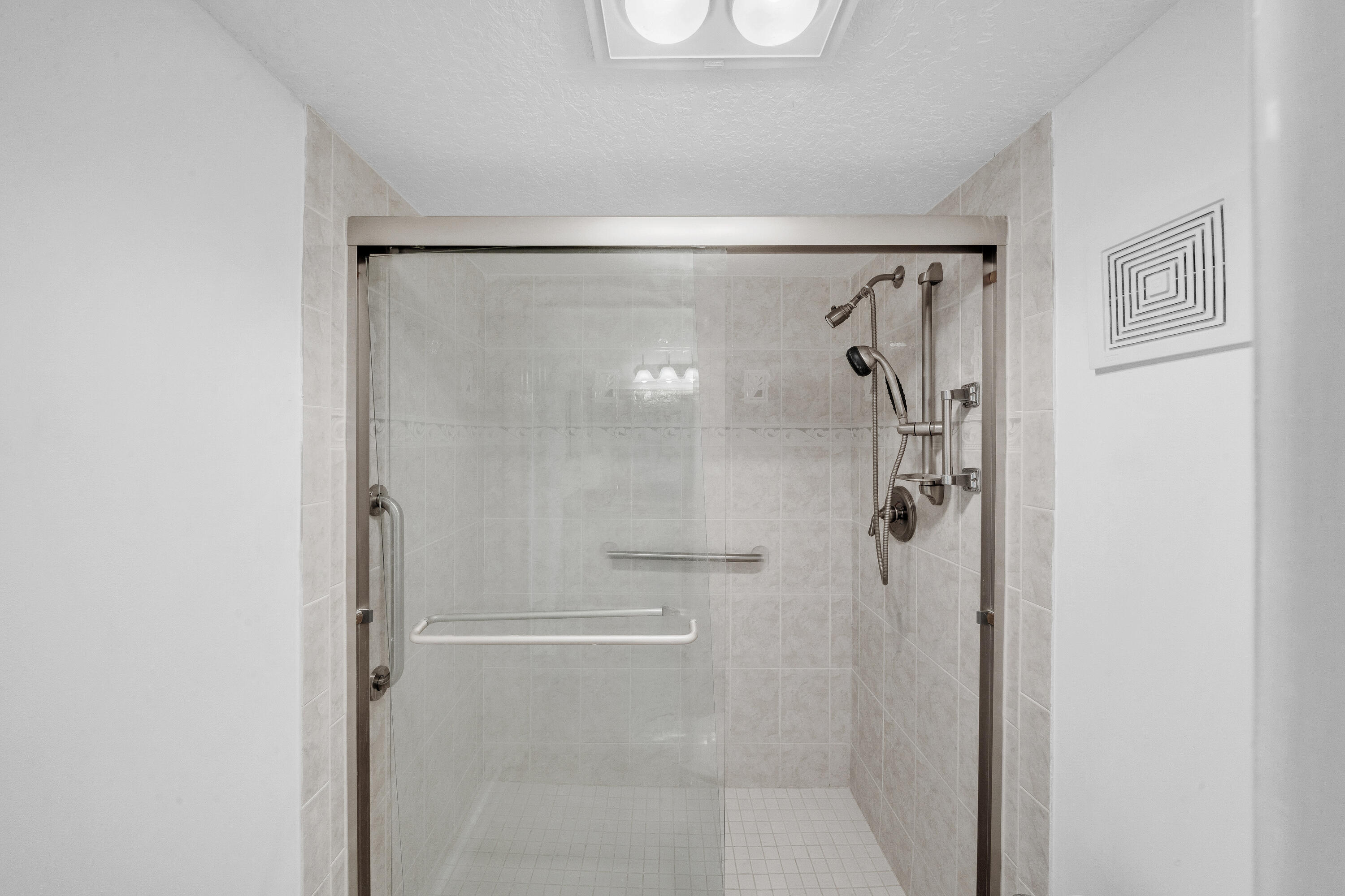 15075 Witney Road, Unit 108 Delray Beach, FL 33484 - Photo 28 of 76 10 Primary Bathroom (3)