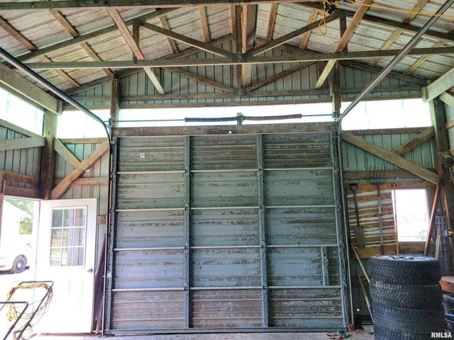 $349,900 | 232 Palm Lane, Louisville, IL 62858