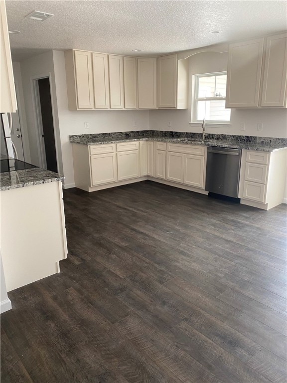 1998 Raleigh Road Bethlehem, GA 30620 - Photo 7 of 24