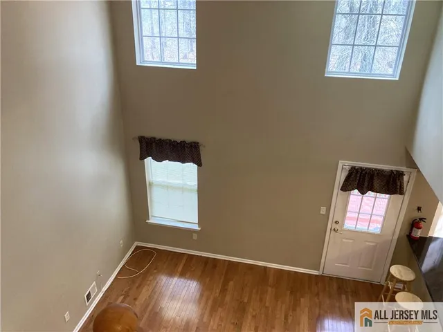 $3,800 | 212 Hawthorne Road, North Brunswick, NJ 08902