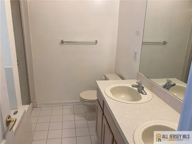 $3,800 | 212 Hawthorne Road, North Brunswick, NJ 08902