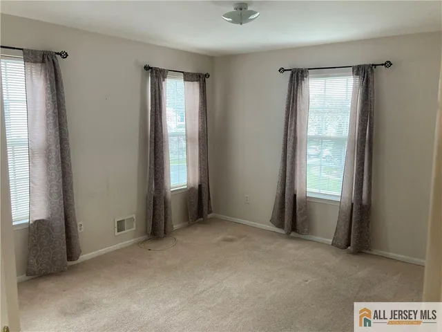 $3,800 | 212 Hawthorne Road, North Brunswick, NJ 08902