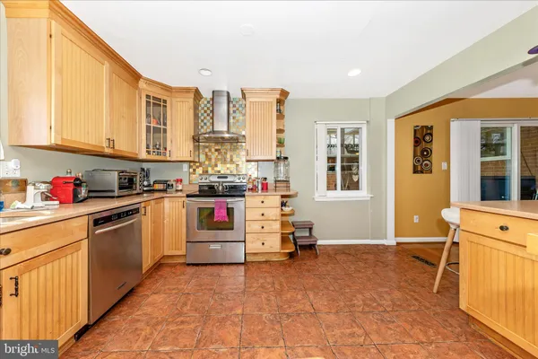 $710,000 | 11412 Fairoak Drive, Silver Spring, MD 20902