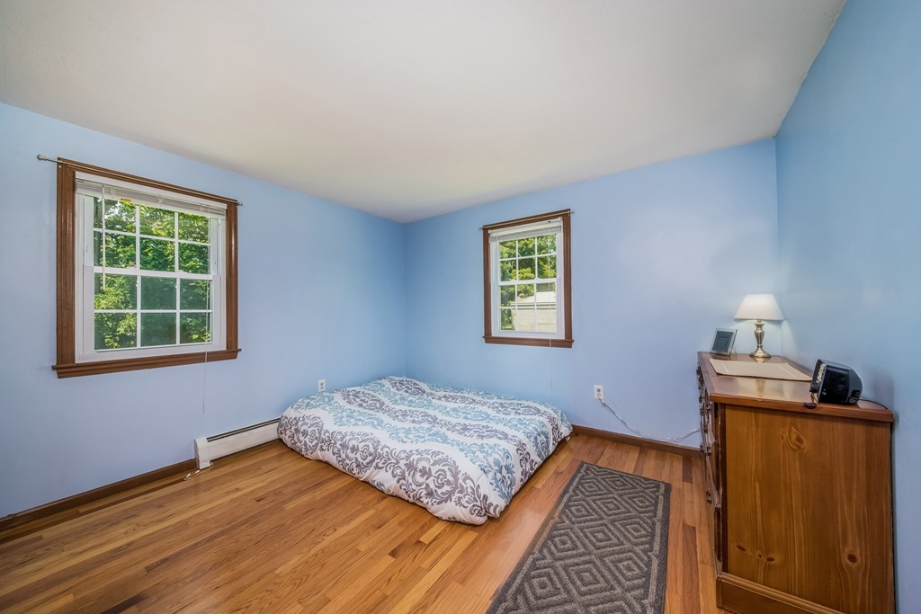78 Clement Street Springfield, MA 01118 - Photo 10 of 12
