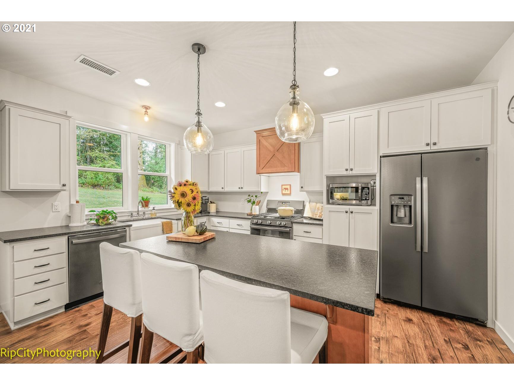92231 Simonsen Road Astoria, OR 97103 - Photo 12 of 32 Gallery Image 12