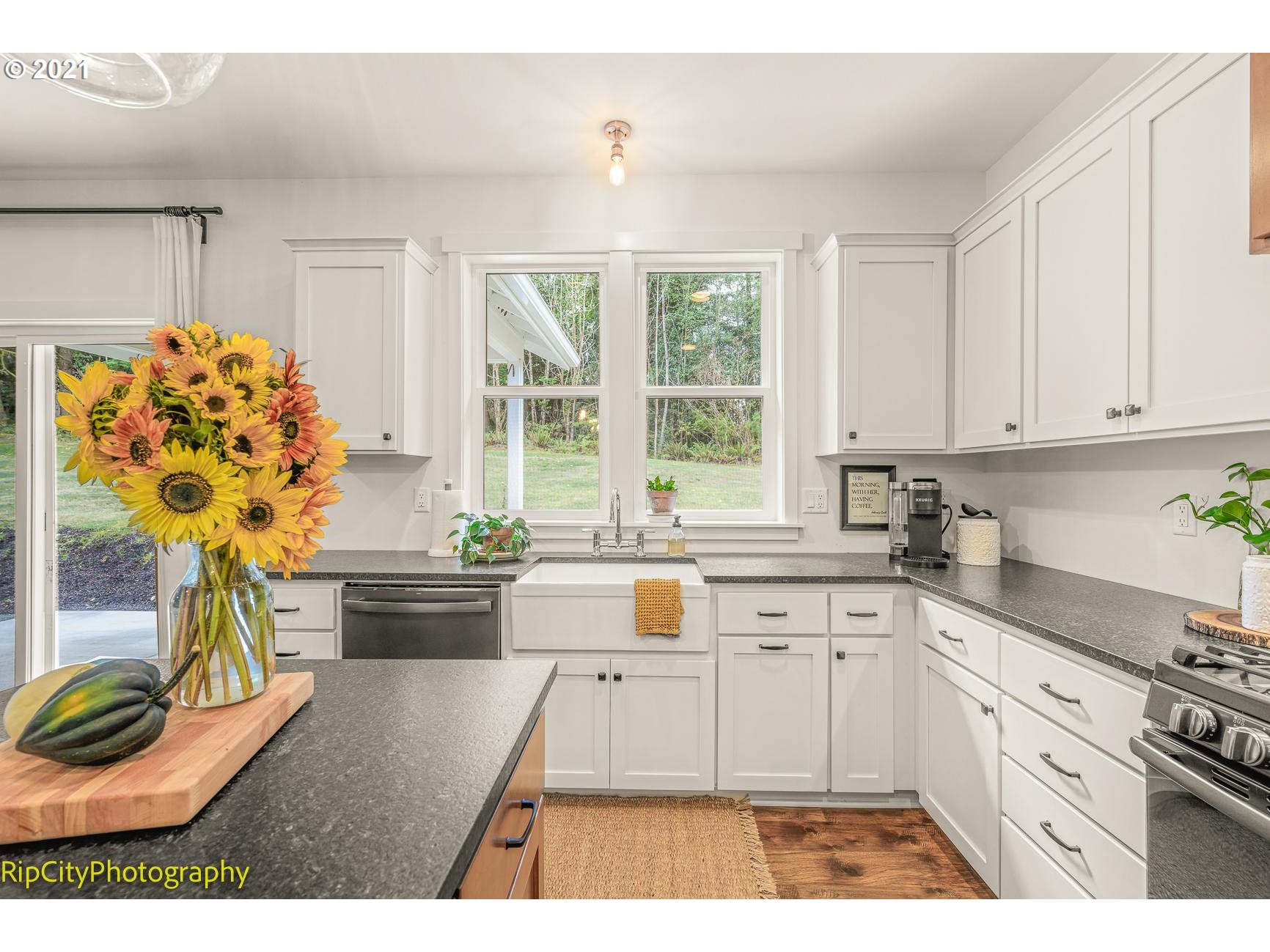 92231 Simonsen Road Astoria, OR 97103 - Photo 14 of 32 Gallery Image 14