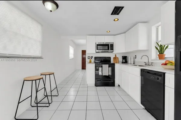 $175,000 | 321 Southwest 1st Court, Unit K4, Pompano Beach, FL 33060