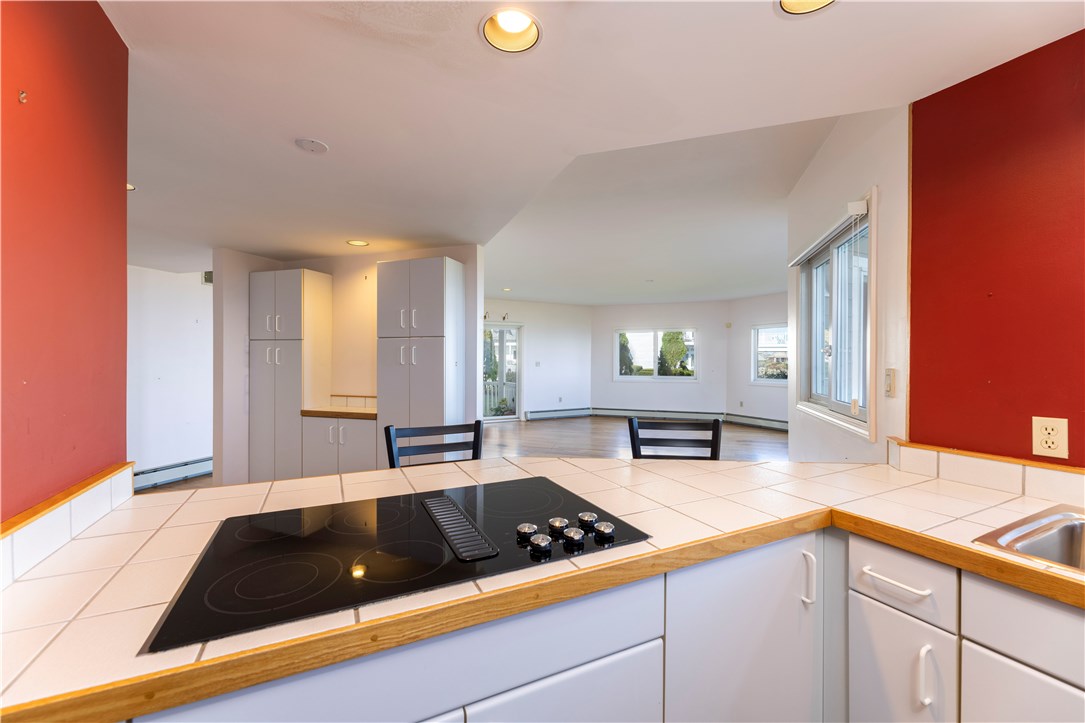 101 Ocean Road Narragansett, RI 02882 - Photo 12 of 33