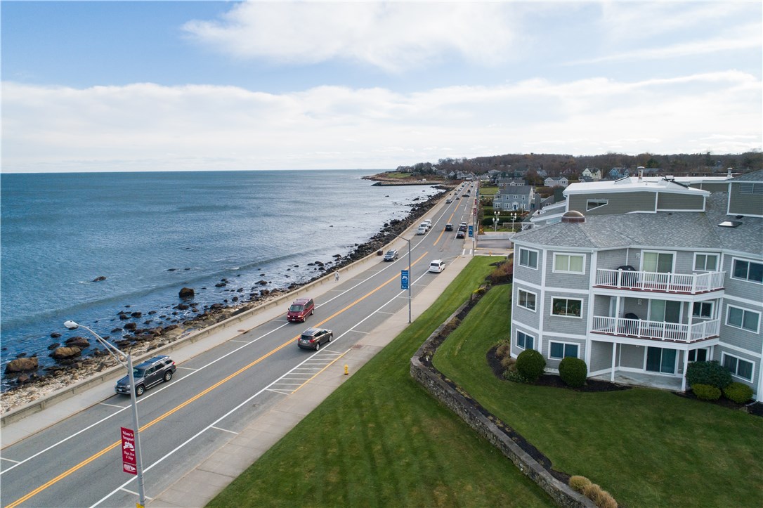 101 Ocean Road Narragansett, RI 02882 - Photo 2 of 33