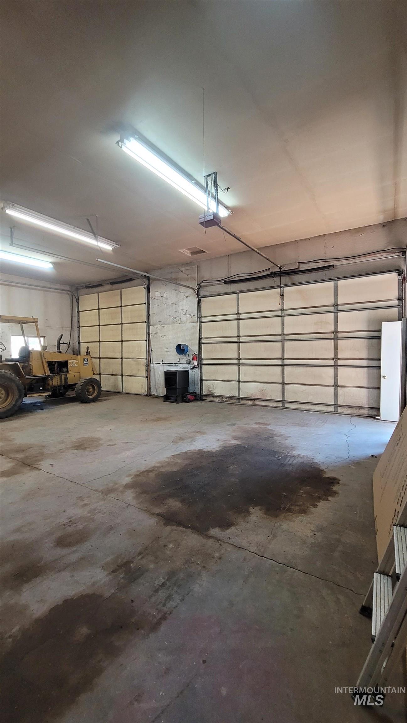 2122 Highway 95 Council, ID 83612 - Photo 29 of 31 View of garage