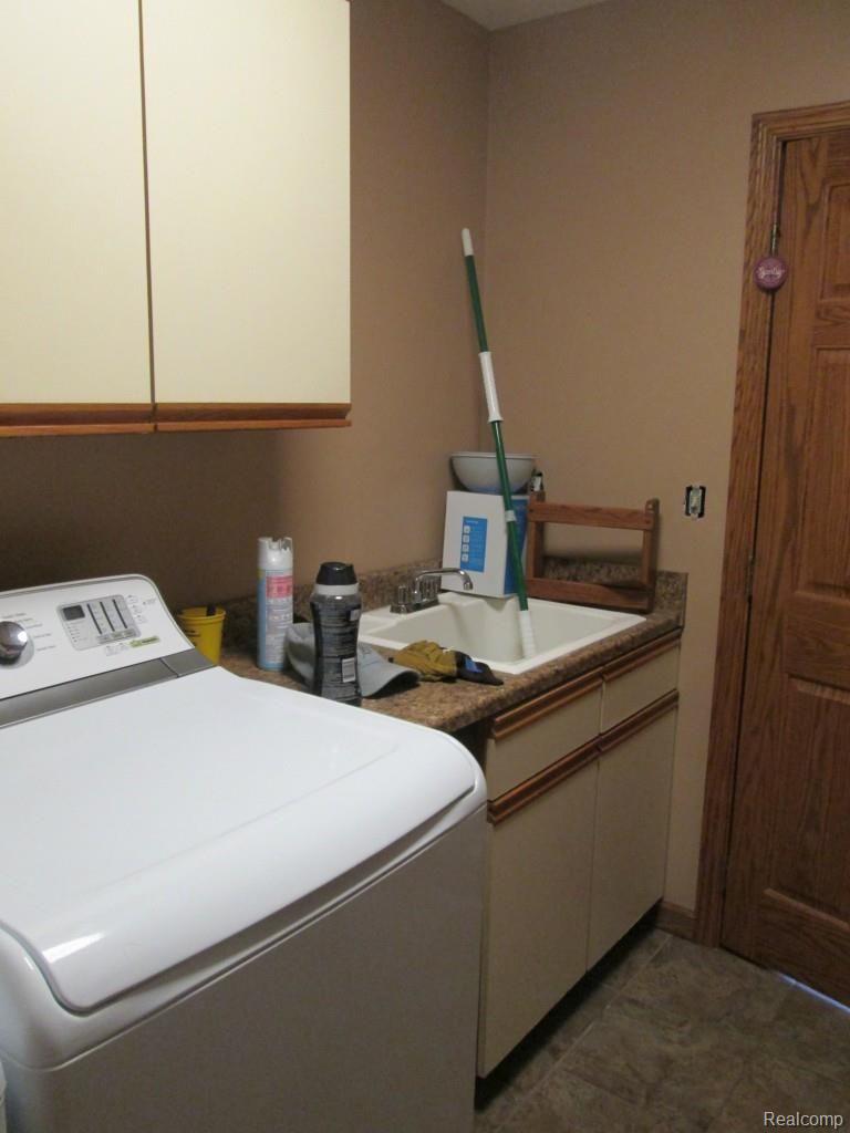3626 Heiss Road Monroe, MI 48162 - Photo 15 of 22 Heiss & Dorset 053.jpg