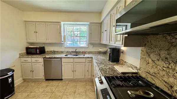 $3,000 | 4132 Montrachet Drive, Kenner, LA 70065