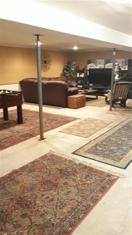 11716 Rothe Way Indianapolis, IN 46229 - Photo 24 of 31 Gallery Image 24