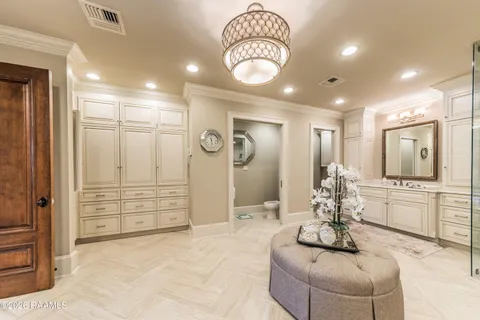 $3,050,000 | 100 Shannon Road, Lafayette, LA 70503