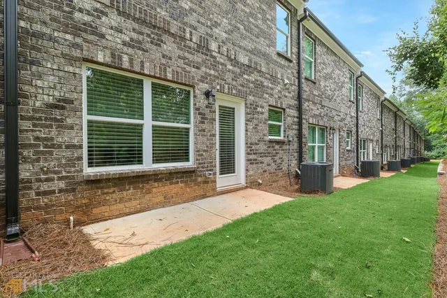 $1,695 | 15 Sprayberry Road, Unit 15, Newnan, GA 30263