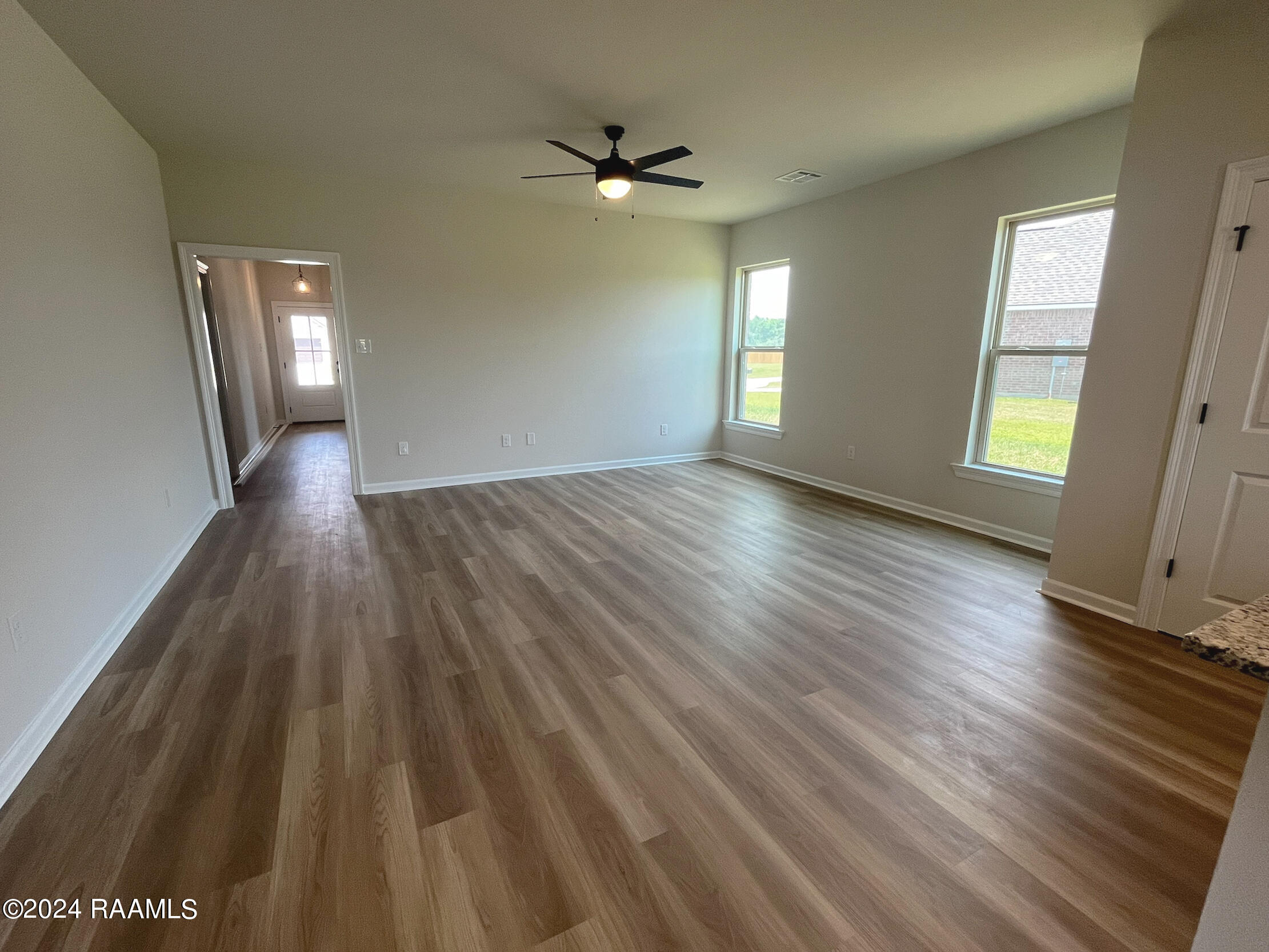 105 Crescent View Duson, LA 70529 - Photo 3 of 8 Gallery Image 3