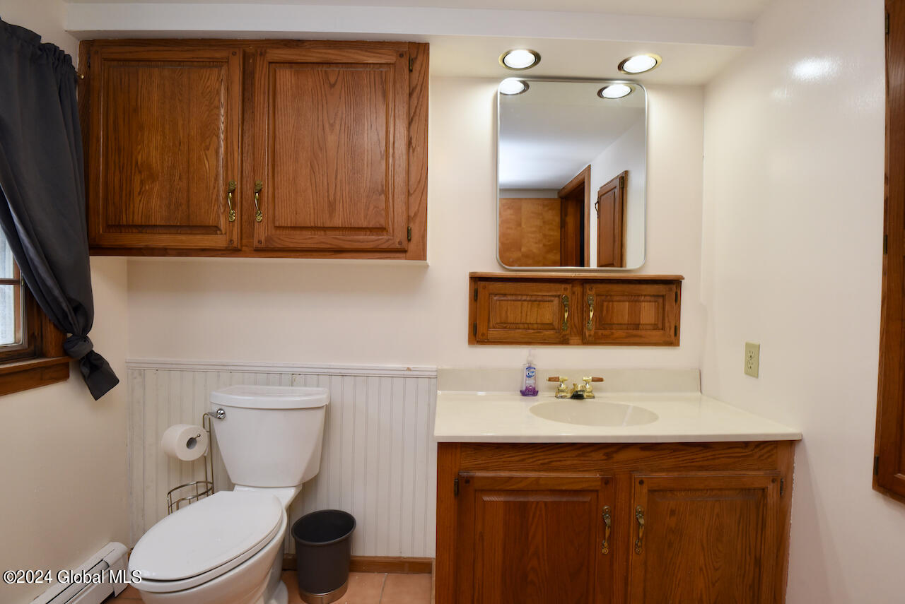 11 Arthur Road Sand Lake, NY 12196 - Photo 23 of 37 27