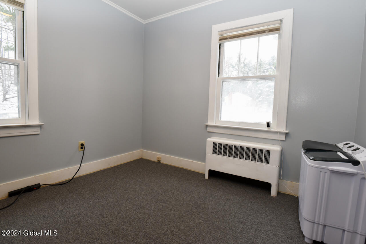 11 Arthur Road Sand Lake, NY 12196 - Photo 31 of 37 40