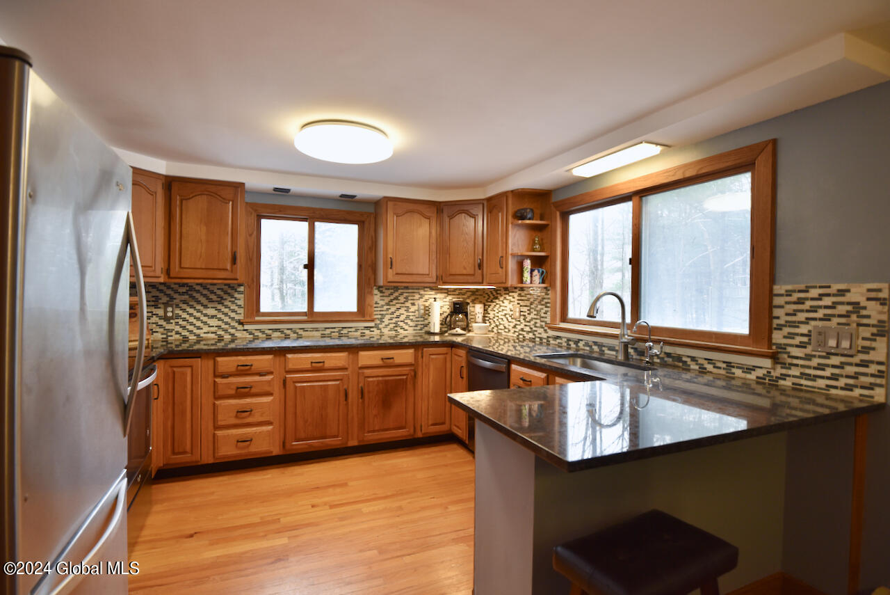 11 Arthur Road Sand Lake, NY 12196 - Photo 5 of 37 15