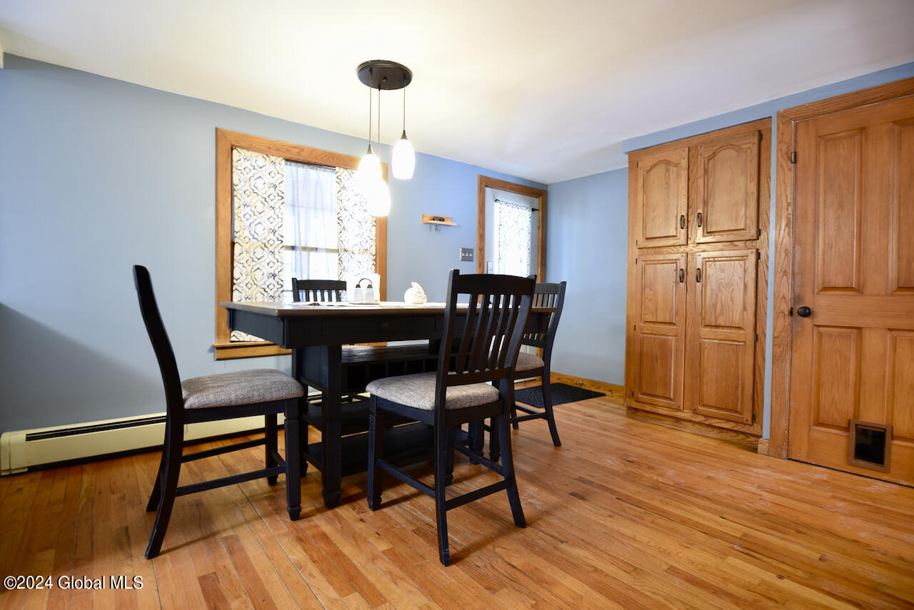 11 Arthur Road Sand Lake, NY 12196 - Photo 10 of 37 20