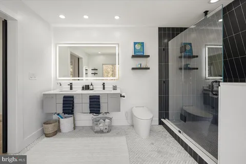 $2,195,000 | 11309 Hidden Hollow Court, Potomac, MD 20854