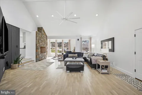 $2,195,000 | 11309 Hidden Hollow Court, Potomac, MD 20854