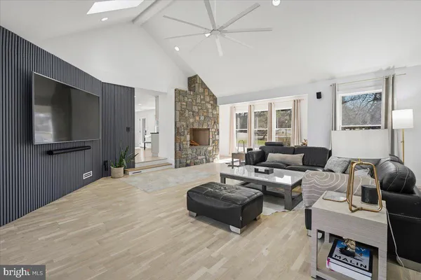 $2,150,000 | 11309 Hidden Hollow Court, Potomac, MD 20854