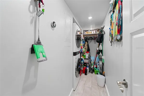 a view of a entryway with storage