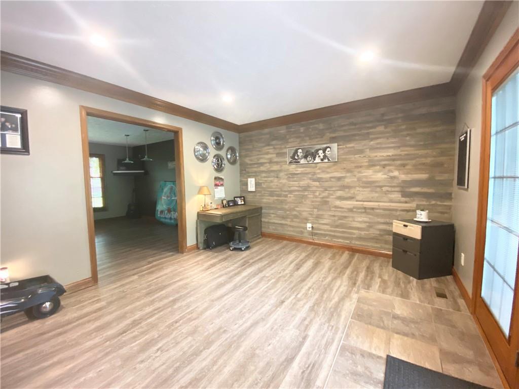 851 Valley Way Road Greenwood, IN 46142 - Photo 17 of 40 Gallery Image 17