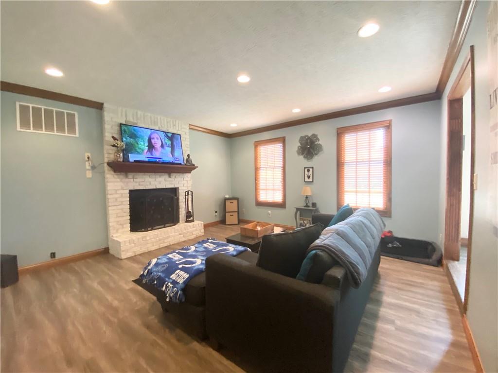 851 Valley Way Road Greenwood, IN 46142 - Photo 6 of 40 Gallery Image 6