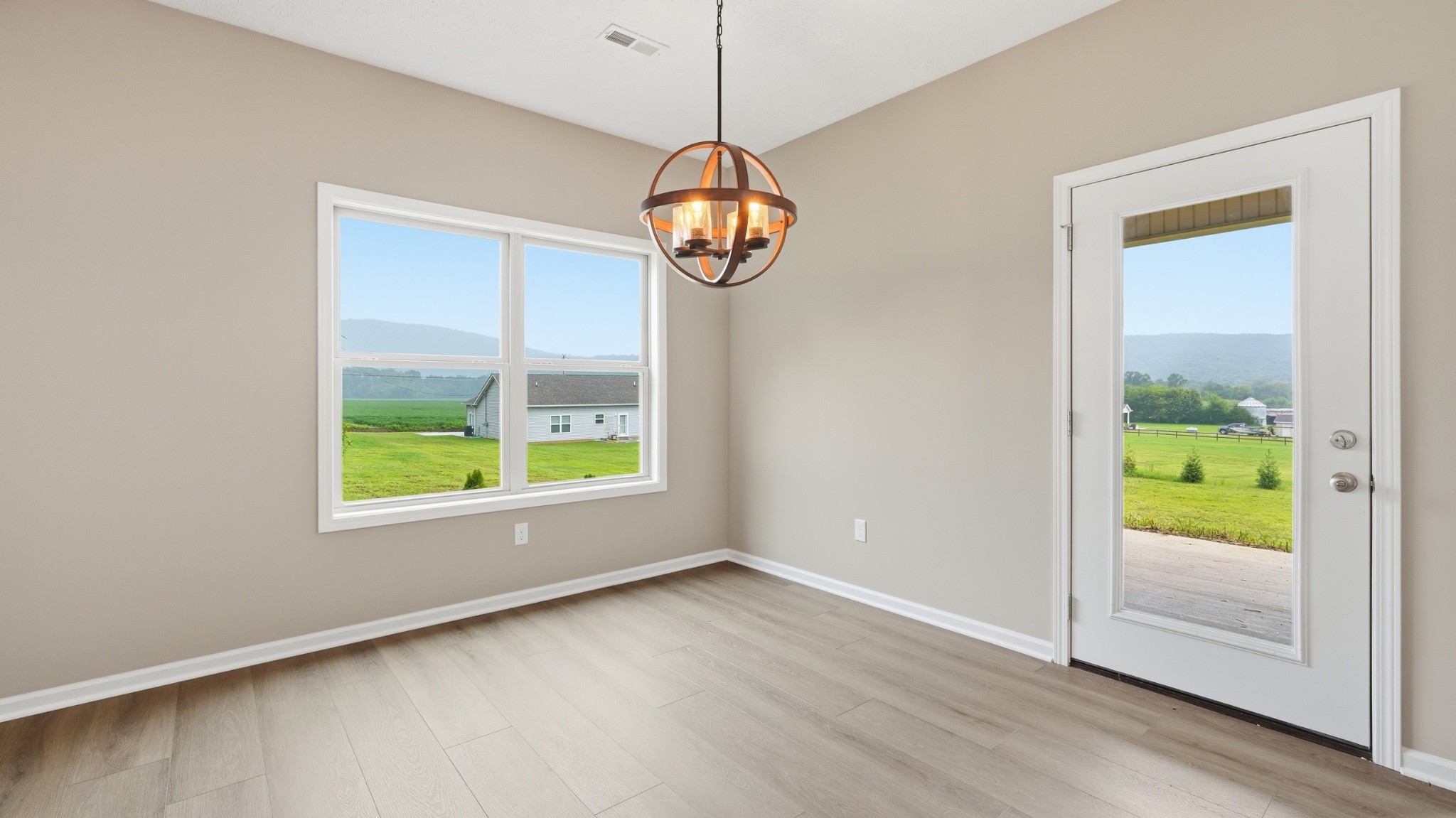 2266 White Ridge Road Pelham, TN 37366 - Photo 12 of 38 Gallery Image 12