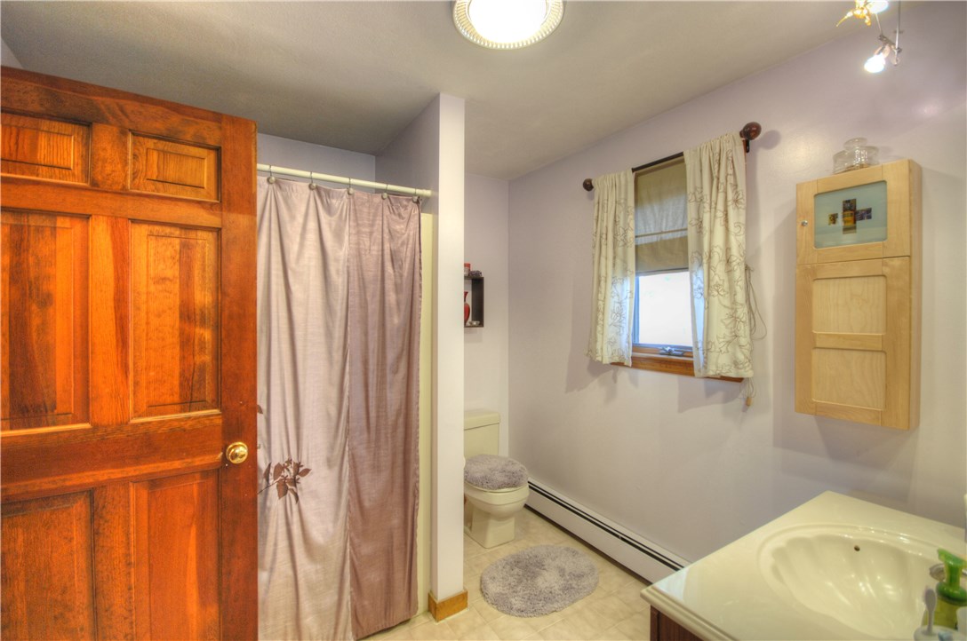 17 Mitris Boulevard Lincoln, RI 02865 - Photo 14 of 31