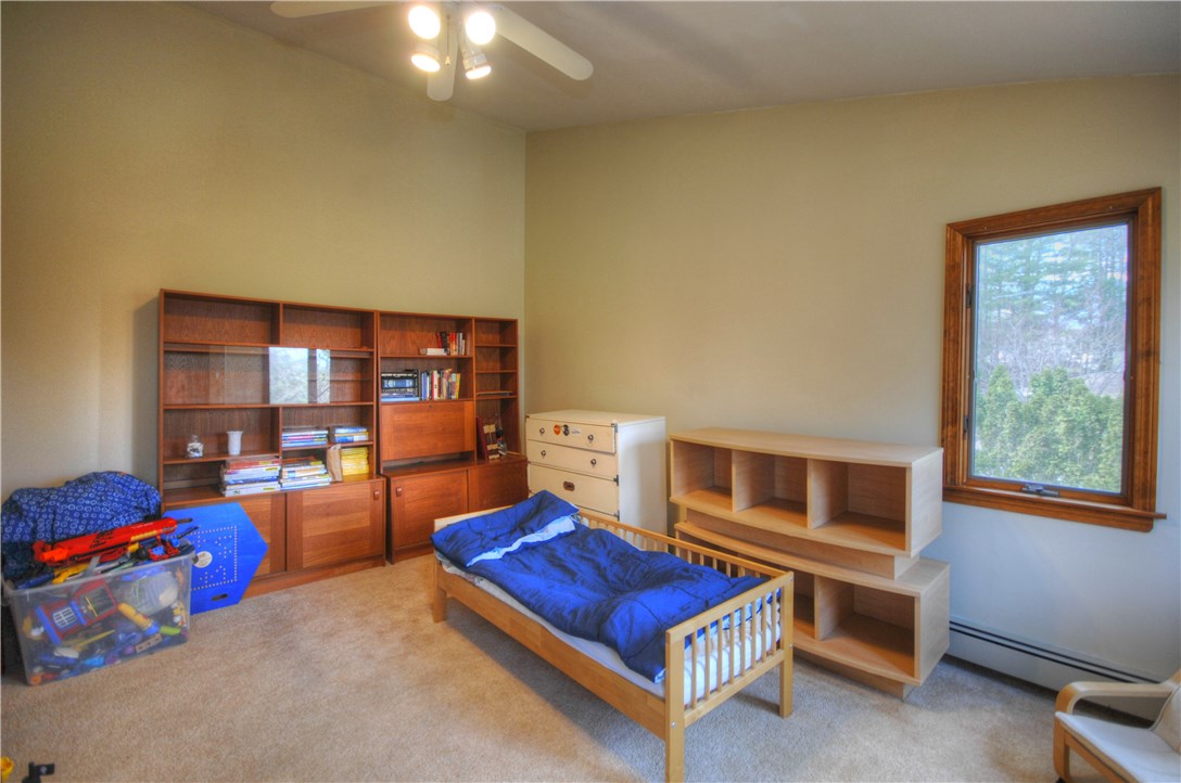 17 Mitris Boulevard Lincoln, RI 02865 - Photo 15 of 31