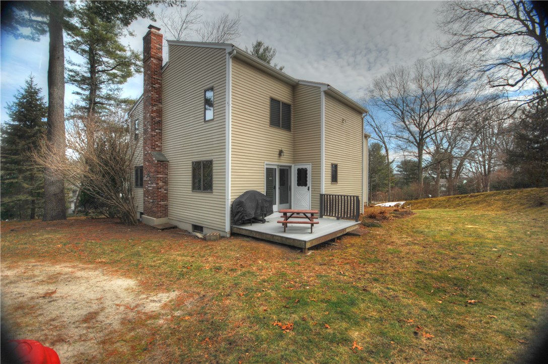 17 Mitris Boulevard Lincoln, RI 02865 - Photo 3 of 31