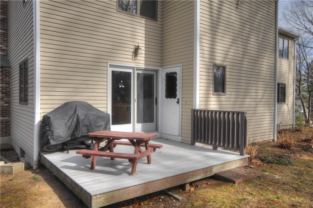 17 Mitris Boulevard Lincoln, RI 02865 - Photo 10 of 31