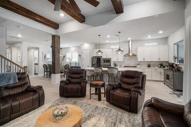 $999,999 | 5405 Del Coronado Drive, Apollo Beach, FL 33572