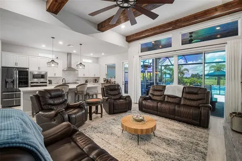 $999,999 | 5405 Del Coronado Drive, Apollo Beach, FL 33572