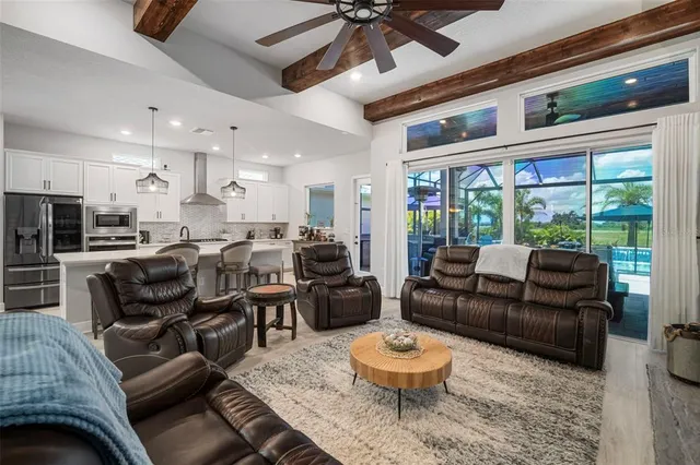 $999,999 | 5405 Del Coronado Drive, Apollo Beach, FL 33572