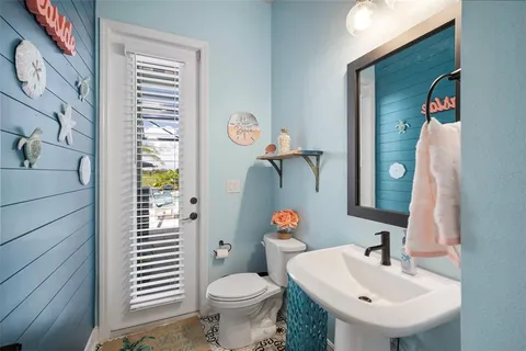 $999,999 | 5405 Del Coronado Drive, Apollo Beach, FL 33572