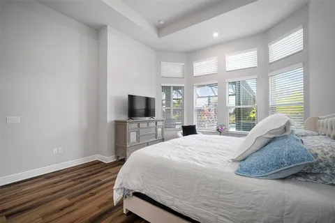 $999,999 | 5405 Del Coronado Drive, Apollo Beach, FL 33572