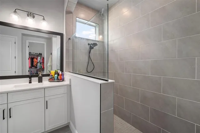 $999,999 | 5405 Del Coronado Drive, Apollo Beach, FL 33572