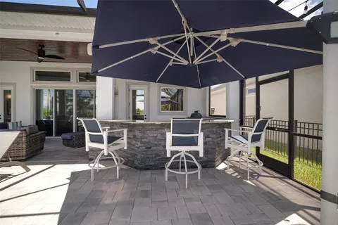 $999,999 | 5405 Del Coronado Drive, Apollo Beach, FL 33572