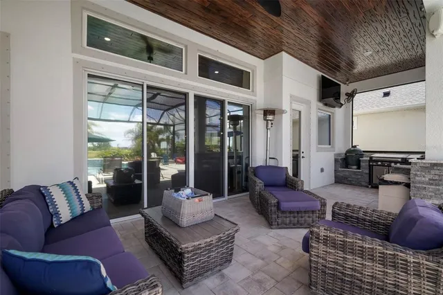 $999,999 | 5405 Del Coronado Drive, Apollo Beach, FL 33572