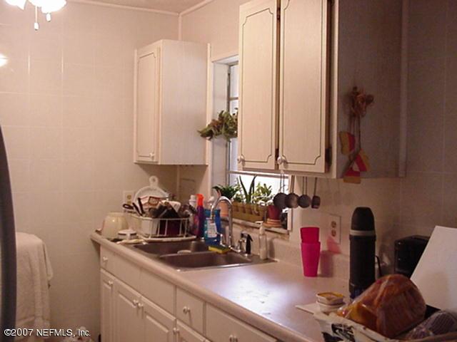 14432 Southwest 75th Avenue Starke, FL 32091 - Photo 3 of 8 Kitchen