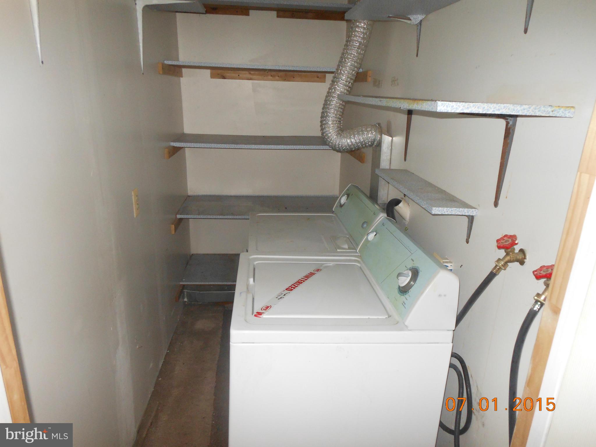 1011 Hart Road Towson, MD 21286 - Photo 13 of 25 Interior (General)