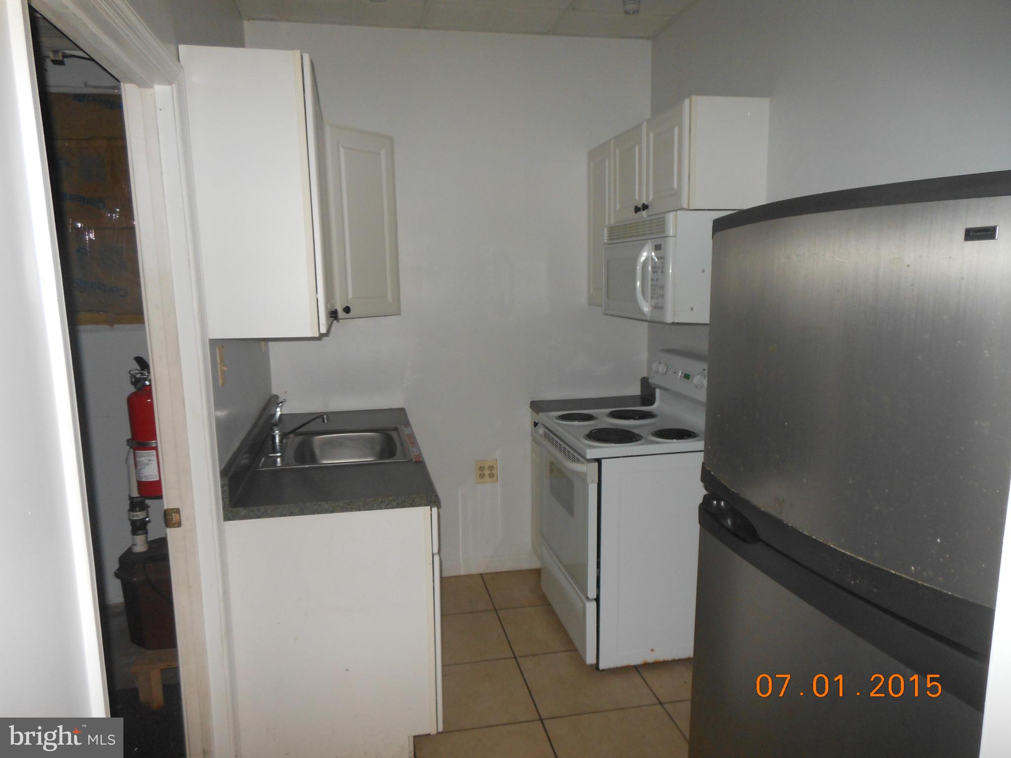 1011 Hart Road Towson, MD 21286 - Photo 19 of 25 Kitchen